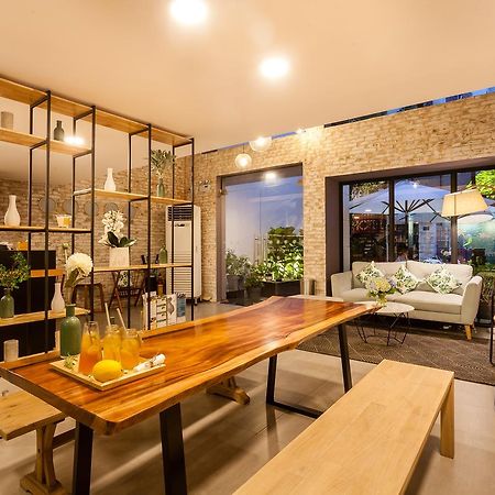 La Regatta Boutique Residences Хошимин Екстериор снимка